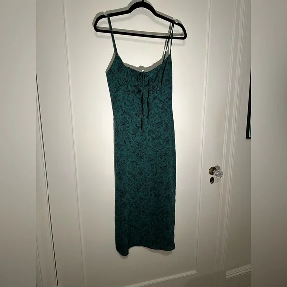 Sunnyside Shop | Dresses | Sunnyside Forest Green Maxi Sundress With Black  Paisley Print Size Sm | Poshmark